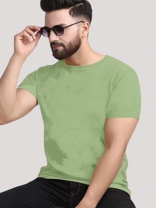 imgi_87_RytCuUWq_f276584c436942e9900120f556a77f03 Product Details Green, purple and black t-shirt for men Graphic printed Regular length Round neck Short, regular sleeves Knitted polyester fabric Size & Fit Regular Fit The model (height 6') is wearing a size M Material & Care Polyester Machine Wash ize Chest (in) Front Length (in) Waist (in) Across Shoulder (in) Sleeve-Length (in) S 36.0 26.0 35.0 16.5 8.0 M 38.0 27.0 37.0 17.0 8.5 L 40.0 28.0 39.0 17.5 9.0