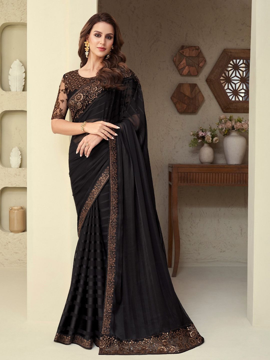 imgi_135_316d3ef5-9d1c-4cb8-b49a-7c222ae19d871694867752514MiteraBlackGold-TonedSequinnedSilkBlendSaree1 Dazzle in our Black & Gold-Toned Sequinned Silk Blend Saree – luxurious, bold & perfect for weddings, parties & receptions. Shop online today!