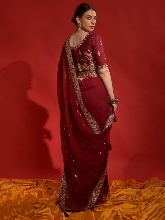 https://myntr.it/yR7zsU7 Poly Georgette Sarees β elegant drape with modern prints. Ideal for office, weddings, or casual wear. Discover trendy designs now.
